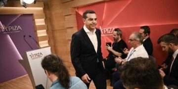 Syriza u prish dhe të gjithë duan copat, Ahtsioglou politikania që tenton të krijojë të majtë e re greke
