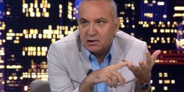 Nëse rrëzohet “Muri Blu”, mbetet Sazani…