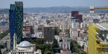 Investitori nga Dubai: Si u pastruan paratë e na*rkotrafikut në projekte ndërtimi në Tiranë