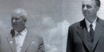 Ballë për ballë! E plotë biseda e Enver Hoxhës, Shehut, Kapos me Hrushovin dhe të tijtë në Moskë