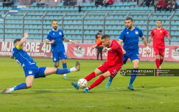 ZYRTARE/ Surprizë e merkatos, ylli i Superiores njofton largimin