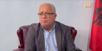 Gjyqi i Metës/ Edmond Spaho: Berisha harroi aleatin e tij, turp i madh! LSI e solli dhe e mbajti PD-në në pushtet