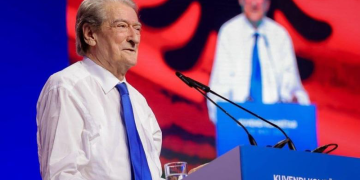 Paradoksi i kthimit, si ndryshoi hija politike e Sali Berishës pas zbritjes sërish në arenë!