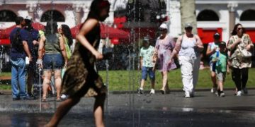 Evropa përfshihet nga vala ekstreme e të nxehtit, temperaturat thyejnë rekorde, në alarm disa shtete