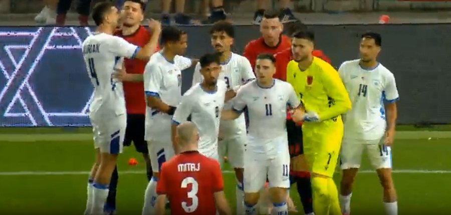 LIVE/ Gol dhe tensione në fushë, zhbllokohen shifrat në ndeshjen Shqipëri-Izrael (VIDEO)