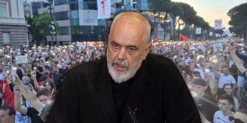 “Nuk sheh syri, sheh mendja” – Rama reagon sapo nisi protesta: Shqiptarët e verbër po përdoren si vegla qorre kundër Shqipërisë