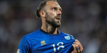 ZYRTARE/ Dikur vishte fanellën e Teutës, Vedat Muriqi RIKTHEHET në Superligë te “verdheblutë”