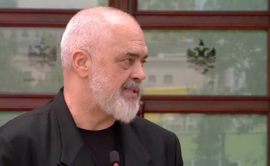 ‘Jep dorëheqjen, s’ka dialog”, Rama-protestuesve: Nuk bisedoj me të çartur, përfaqësoj 800 mijë shqiptarë