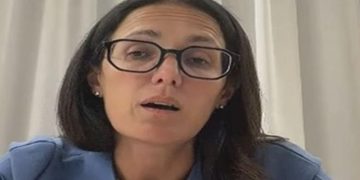 Ministrja Ibrahimaj: Skenat jashtë Parlamentit, pikë kthese për protestat! Bonusi për pensionistët, i lidhur me rritjen ekonomike gjatë 5-mujorit të parë të vitit