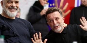 “Luftë hibride” – Erion Braçe “replikon” me Ramën: Duhet të na sqarosh sepse jemi në tokën e Shqipërisë!