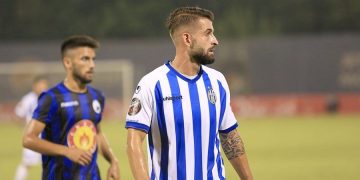 ZYRTARE/ Ka fituar gjithçka në futbollin shqiptar, ish-mesfushori i Tiranës i “jep duart” ekipit verdhezi