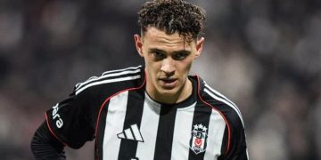 Mungon akordi me Beshiktashin, shfaqet një pistë italiane për të ardhmen e Kristjan Asllanit
