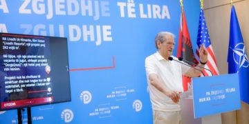 Berisha kundër kërkesës së protestuesve: Qeveri tranzitore jopartiake, por e zgjedhur nga Parlamenti. S’mund të zgjidhet me short, duhet brenda Kushtetutës