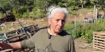 “Do ta takoj, është djali im”, flet për herë të parë nëna e Violand Braçellarit: Nuk ka faj polici, por ai qëlloi i pari