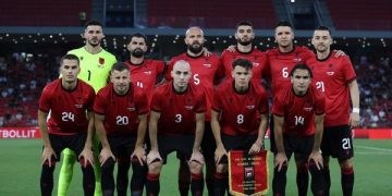 E PAPRITUR/ Takim “kokë më kokë” mes drejtuesve, risia e Kombëtares shqiptare gati të largohet nga nënkampionët