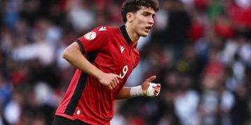 ZYRTARE/ Shpërblehen golat, klubi i Serie A rinovon kontratën me bomberin e Kombëtares shqiptare