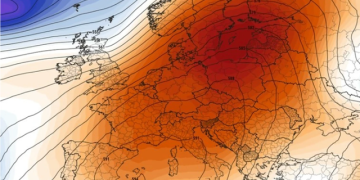 “Kupola e Nxehtësisë” mbi Evropë, temperaturat pritet të shkojnë deri në 45°C
