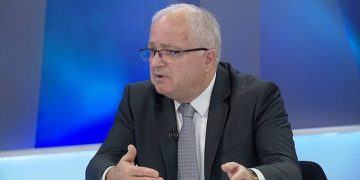 “Më quajnë tradhtar e sigurims”, Spaho shpërthen ndaj demokratëve: Rama nuk ikën se e duan flamingot!