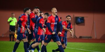 Vllaznia s’e heq “këmbën nga gazi”, shkodranët kërkojnë të konfirmojnë “superfuqitë” para duelit vendimtar në Conference League