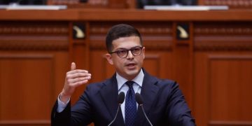Deputeti socialist, kundër rrymës së partisë së tij: Protesta e qytetarëve është e denjë