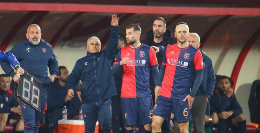E KRYER/ Kampionët “godasin” me trajneri e ri, klubi i Superiores ul në stol ish-in e Vllaznisë
