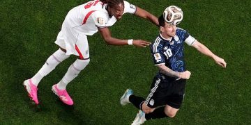 VIDEO/ Argjentina bën Argjentinën! Tjetër fitore në “frymën e fundit”, kampionët e Botës i japin leksione Anglis dhe shkojnë në finalen e madhe