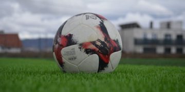 E BUJSHME/ Një sezon më parë ranë nga Superliga, presidenti i klubit shqiptar JEP DORËHEQJEN (ARSYEJA)