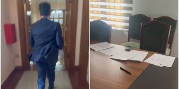Kredia 302 mln $ nga SHBA, Agron Shehaj merr kopjen e vetme të marrëveshjes konfidenciale dhe largohet me vrap