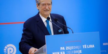 Hetimet për “sulmet me review”, Berisha: Fushatë e organizuar nga patronazhistët, Rama po ndjek hapat e Ajatollahëve
