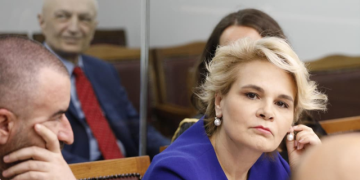 Monika Kryemadhi: Zarf i zi për SPAK-un e Altin Dumanit