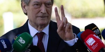 “Rama n’burg, Berisha n’burg”/ Kreu i PD: 4 korriku, ditë e madhe e historisë, kombi bashkohet në Tiranë kundër narko-tiranisë!
