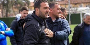 ZYRTARE/ U largua nga Tirana, ish-trajneri i Superiores firmos me ekipin elitar në Holandë