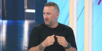 Florian Binaj ka dyshime: “Kuvendi Qytetar” m’u duk i stisur, duan të përçajnë protestën me elementë radikalë dhe problematikë