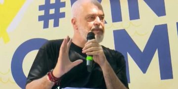 Rama: Sikur të besoja çfarë u tha për Zvërnecin do të isha në protestë