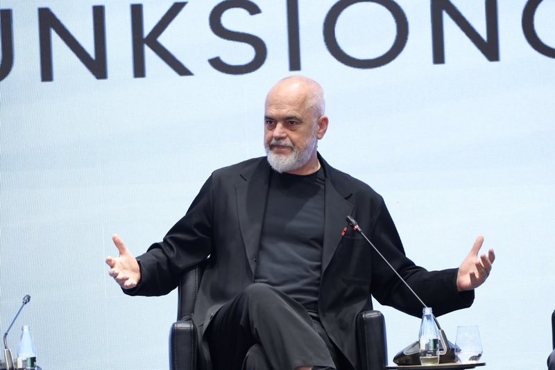 “Deri në 1 miliard euro mbështetje për bizneset” – Rama: Kushdo që ka një ide biznesi, të aplikojë e do marrë 2 milionë euro me kredi