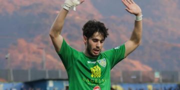 Stiven Shpendi ndez merkaton, tre klube pas futbollistit shqiptar