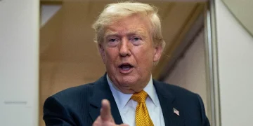 Donald Trump kërcënon Iranin: Nëse tentoni të më vrisni, do të përballeni me shkatërrim total