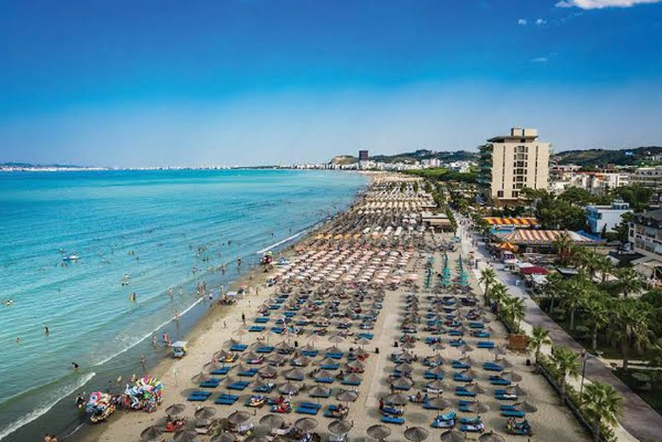 Çmimet, ndotja, zhurma, rrugët, ndërtimet…Shqipëria pa filtra në sytë e turistëve!