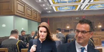 Veliaj mungon në gjyq! Xoxa me leje lindje, kërkon pezullim të seancave, GJKKO e rrëzon