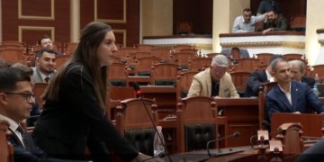 Zegjine Çaushi pranon blerjen e apartamentit 240 mijë euro!